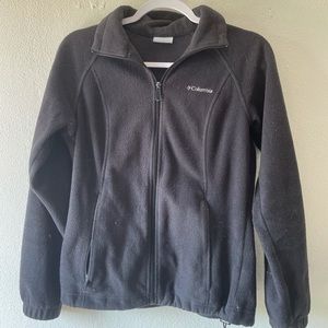 Women’s Columbia fleece